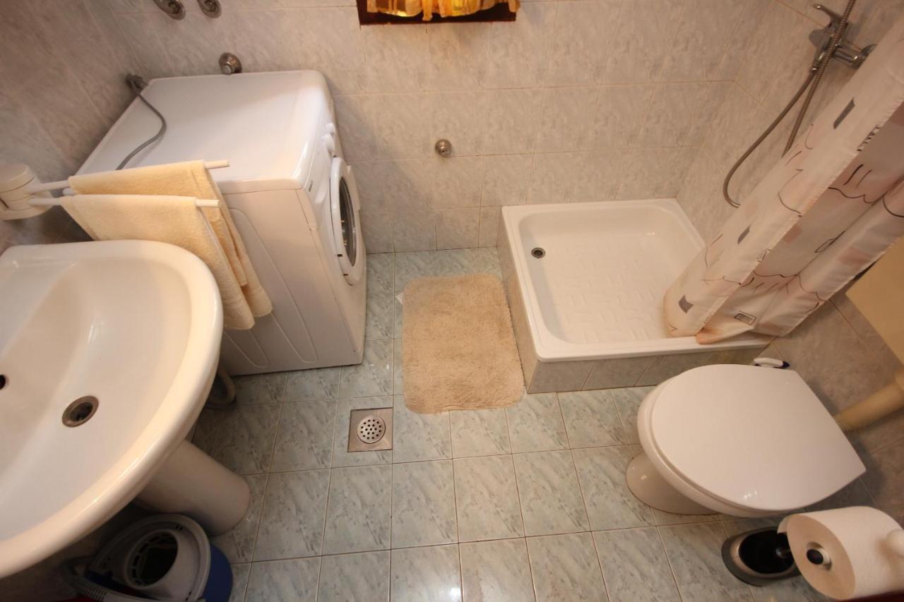 Apartments With A Parking Space Veli Losinj, Losinj - 8029 ภายนอก รูปภาพ