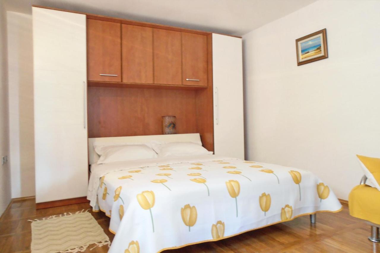 Apartments With A Parking Space Veli Losinj, Losinj - 8029 ภายนอก รูปภาพ